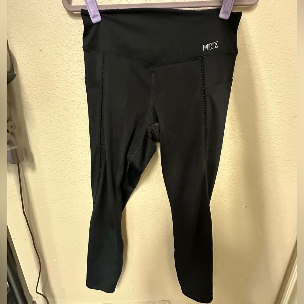 PINK/VS Black Cropped High-Wasted Leggings